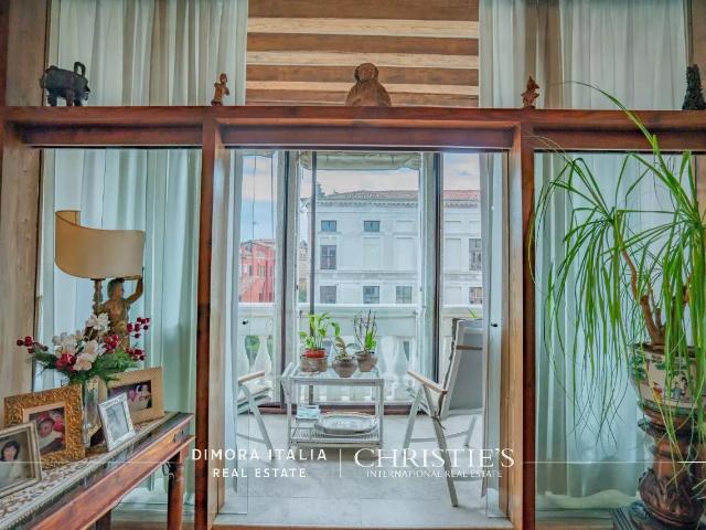 Appartamento in vendita a Venezia-Murano-Burano, Venezia