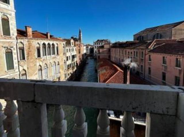 Appartamento in vendita a Venezia-Murano-Burano, Venezia