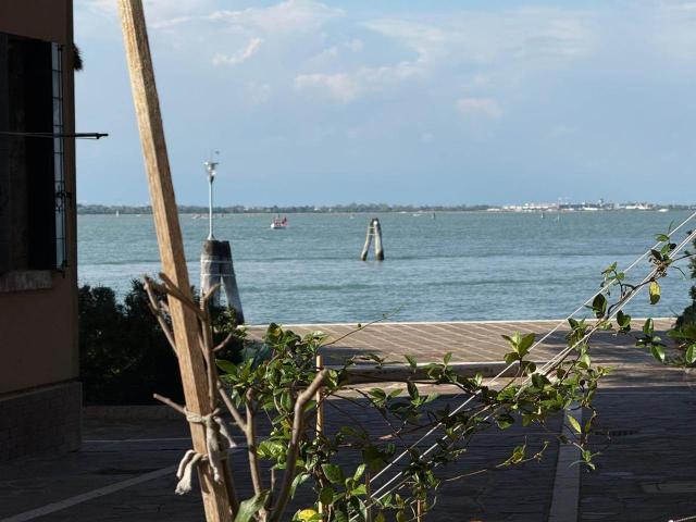 Appartamento in vendita a Venezia-Murano-Burano, Venezia