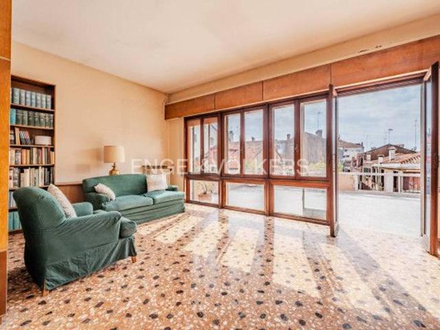 Appartamento in vendita a Venezia-Murano-Burano, Venezia