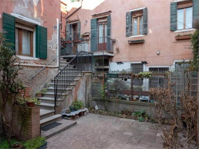 Appartamento in vendita a Venezia-Murano-Burano, Venezia