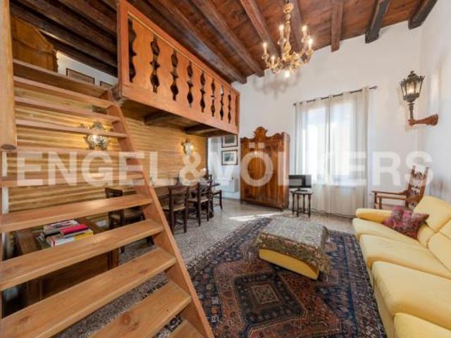 Appartamento in vendita a Venezia-Murano-Burano, Venezia