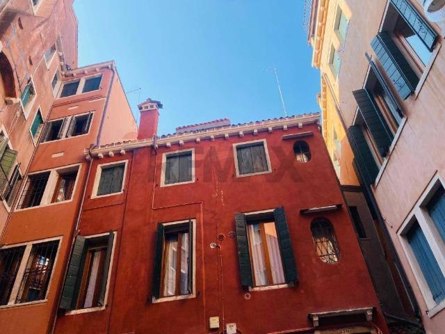 Appartamento in vendita a Venezia-Murano-Burano, Venezia