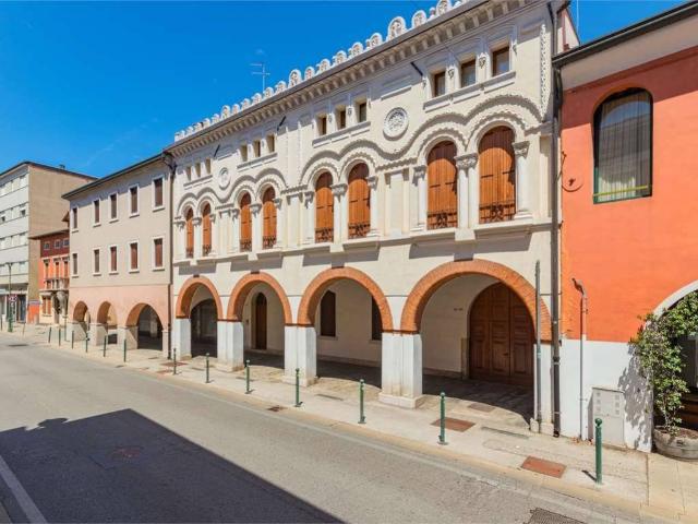 Appartamento in vendita a Mestre-Carpenedo, Venezia