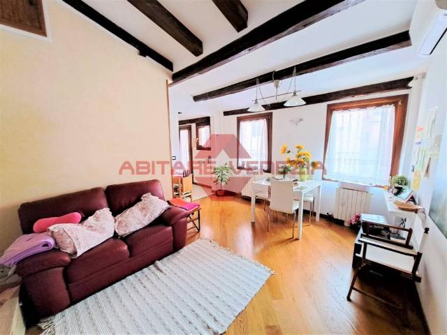 Appartamento in vendita a Venezia-Murano-Burano, Venezia