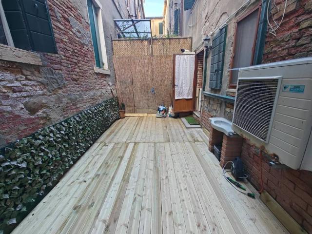 Appartamento in vendita a Venezia-Murano-Burano, Venezia