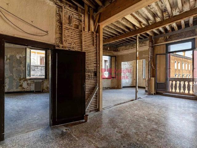 Appartamento in vendita a Venezia-Murano-Burano, Venezia
