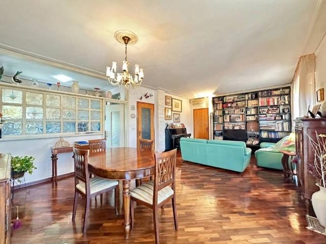 Appartamento in vendita a Mestre-Carpenedo, Venezia
