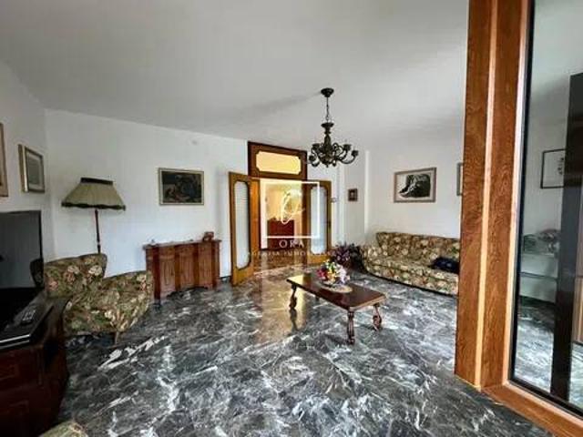Appartamento in vendita a Mestre-Carpenedo, Venezia