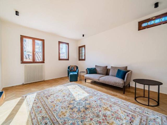 Appartamento in vendita a Venezia-Murano-Burano, Venezia