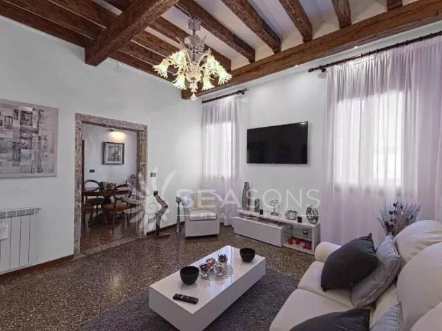 Appartamento in vendita a Venezia-Murano-Burano, Venezia