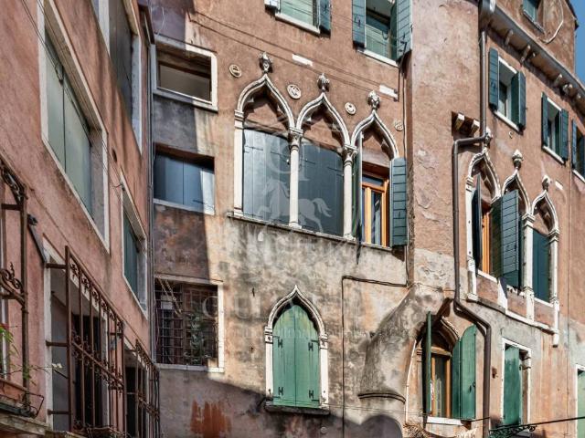 Appartamento in vendita a Venezia-Murano-Burano, Venezia