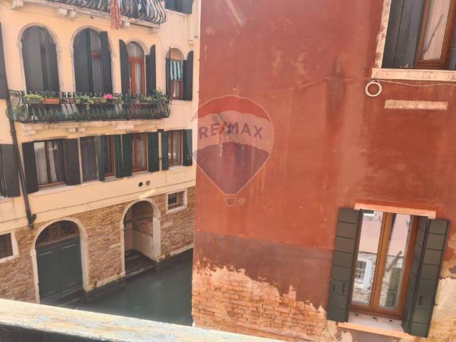 Appartamento in vendita a Venezia-Murano-Burano, Venezia