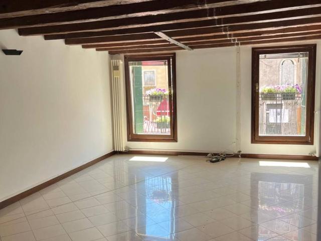 Appartamento in vendita a Venezia-Murano-Burano, Venezia