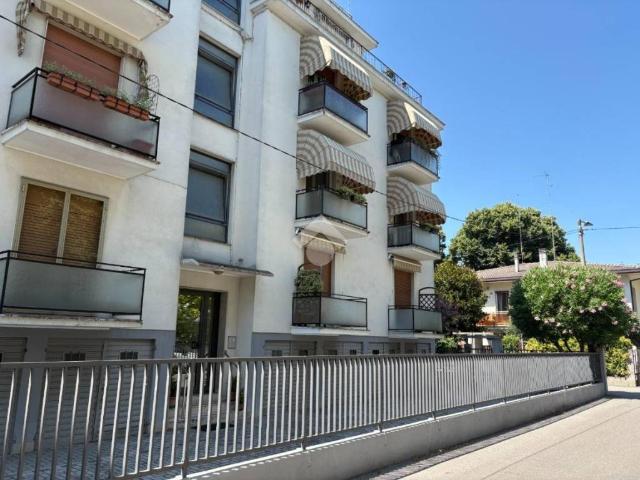 Appartamento in vendita a Mestre-Carpenedo, Venezia