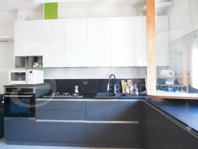 Appartamento in vendita a Mestre-Carpenedo, Venezia