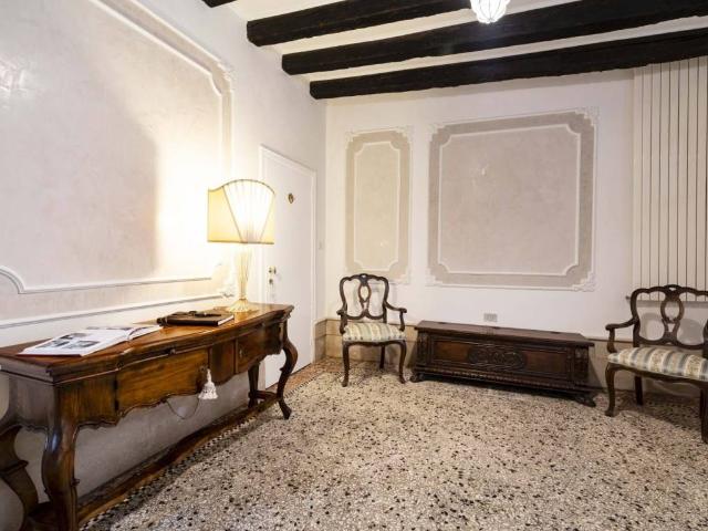 Appartamento in vendita a Venezia-Murano-Burano, Venezia