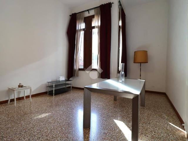 Appartamento in vendita a Venezia-Murano-Burano, Venezia