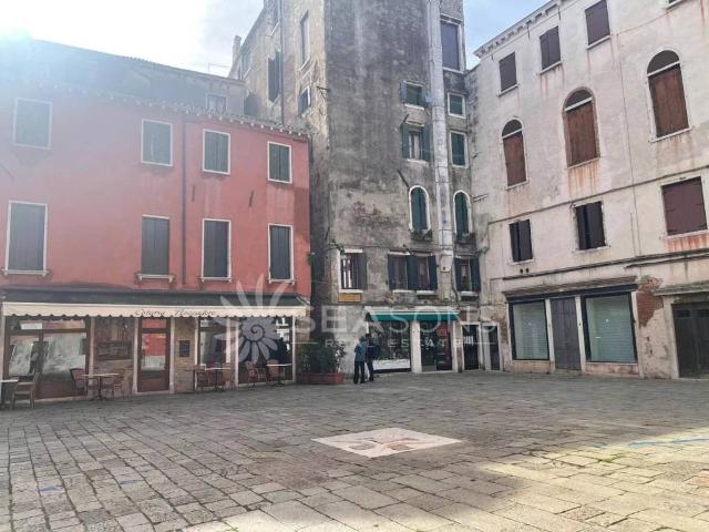 Appartamento in vendita a Venezia-Murano-Burano, Venezia