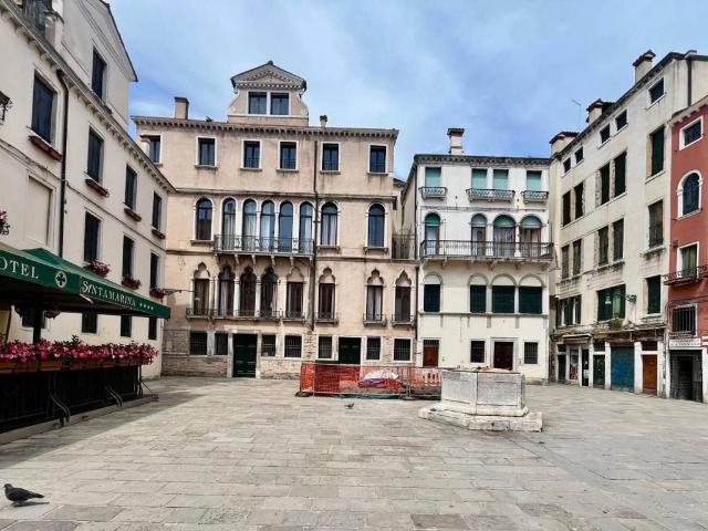 Appartamento in vendita a Venezia-Murano-Burano, Venezia