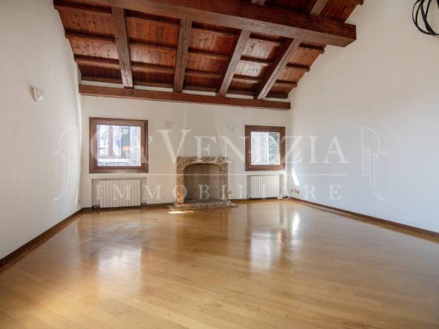 Appartamento in vendita a Venezia-Murano-Burano, Venezia