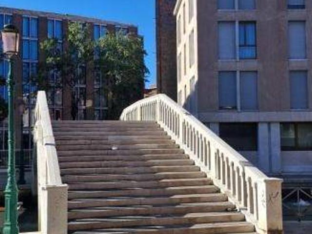 Appartamento in vendita a Dorsoduro, Venezia