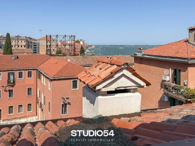 Appartamento in vendita a Venezia-Murano-Burano, Venezia