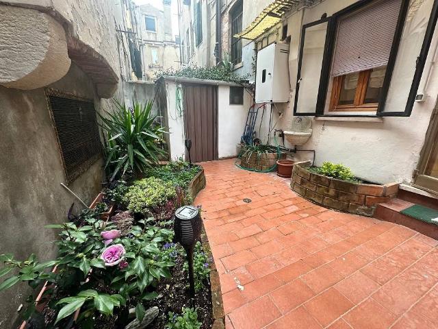 Appartamento in vendita a Venezia-Murano-Burano, Venezia