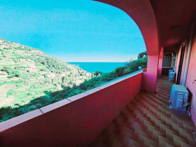Appartamento in vendita a Ventimiglia, Liguria