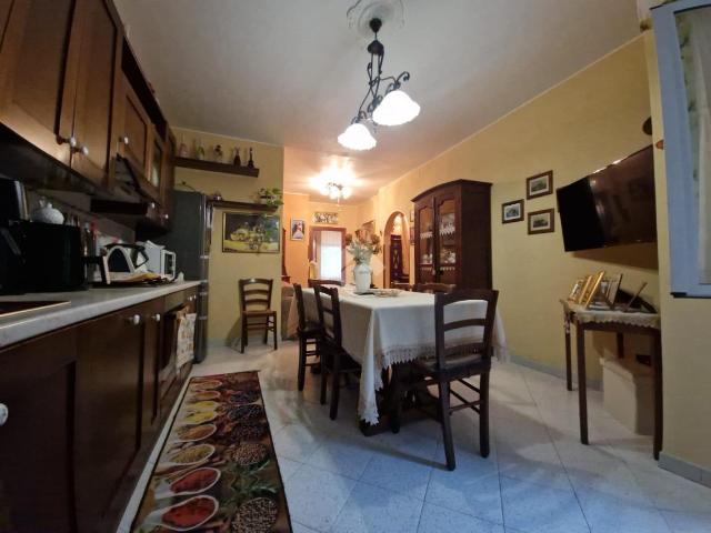 Appartamento in vendita a Ventimiglia, Liguria