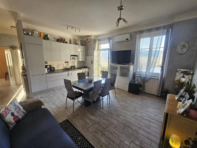 Appartamento in vendita a Ventimiglia, Liguria
