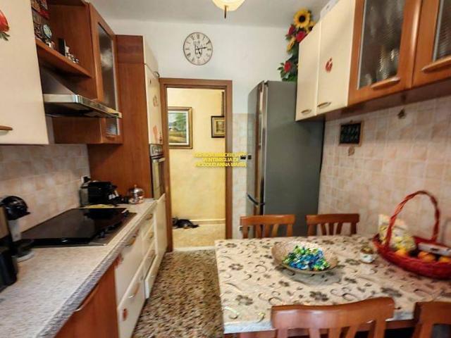 Appartamento in vendita a Ventimiglia, Liguria