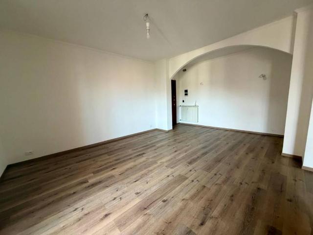 Appartamento in vendita a Ventimiglia, Liguria