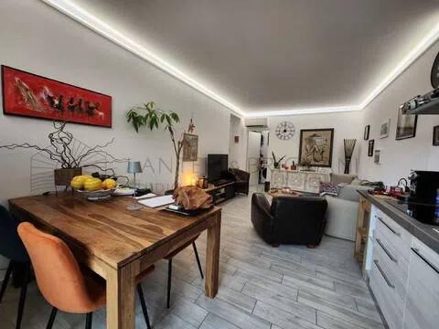 Appartamento in vendita a Ventimiglia, Liguria