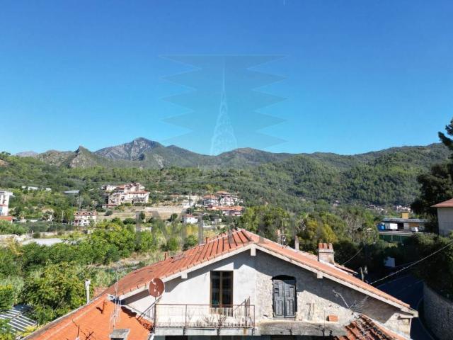 Appartamento in vendita a Ventimiglia, Liguria