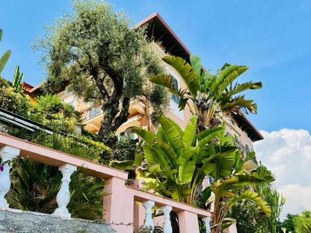 Appartamento in vendita a Mortola Inferiore, Ventimiglia