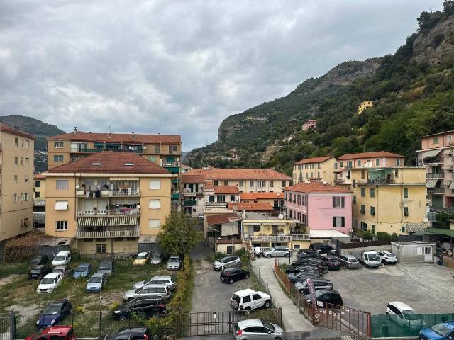 Appartamento in vendita a Ventimiglia, Liguria