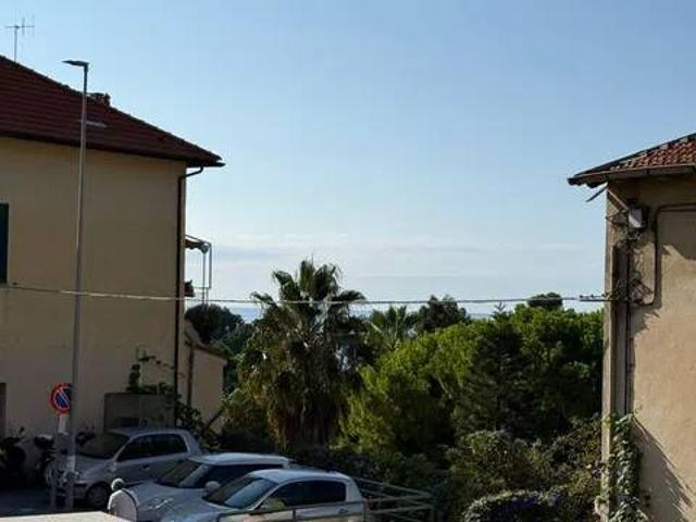 Appartamento in vendita a Ventimiglia, Liguria