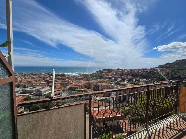 Appartamento in vendita a Ventimiglia, Liguria