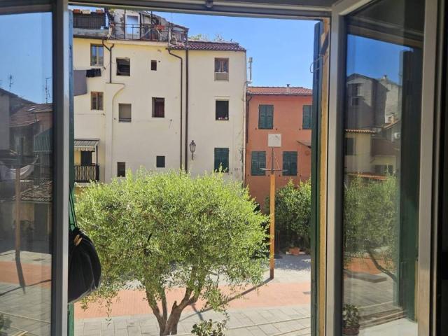 Appartamento in vendita a Ventimiglia, Liguria