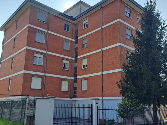 Appartamento in vendita a Verano Brianza, Lombardia