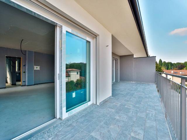Appartamento in vendita a Verano Brianza, Lombardia