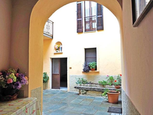 Appartamento in vendita a Ronco, Piemonte