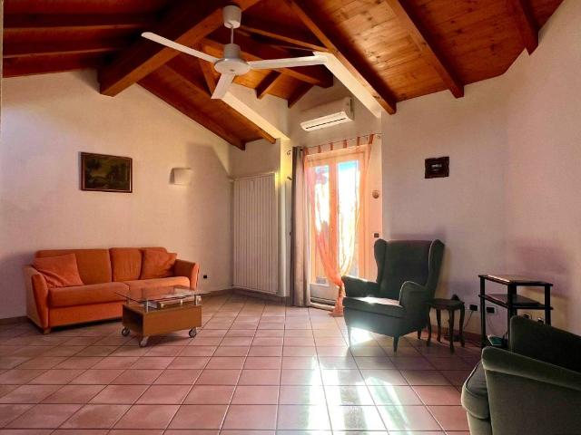 Appartamento in vendita a Suna, Piemonte