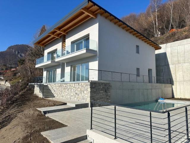 Appartamento in vendita a Vercana, Lombardia
