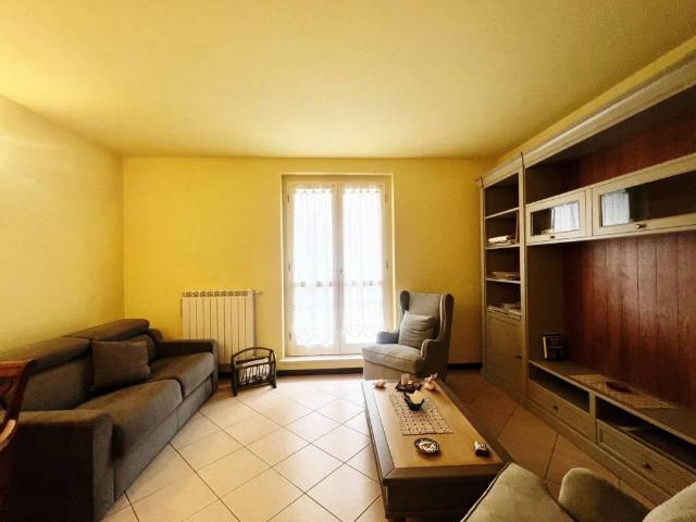 Appartamento in vendita a Porta Torino, Vercelli