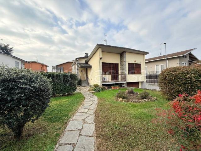 Villa Indipendente in vendita a Billiemme, Vercelli