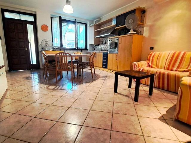 Appartamento in vendita a Verdellino, Lombardia