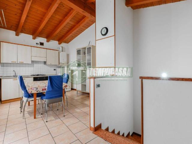 Appartamento in vendita a Verdellino, Lombardia