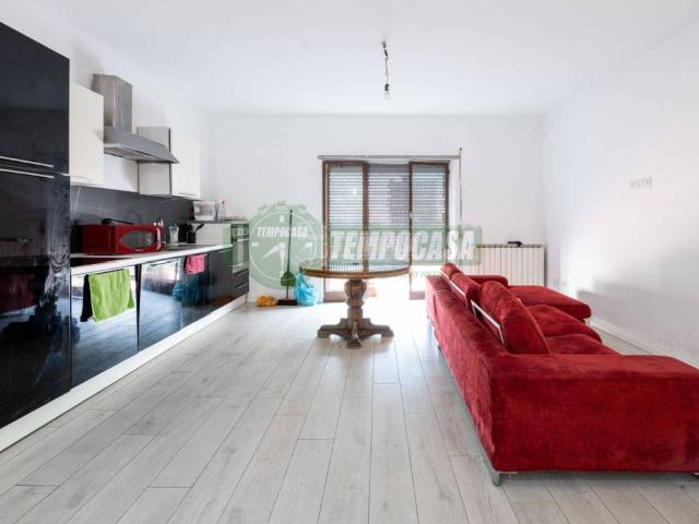 Appartamento in vendita a Verdellino, Lombardia